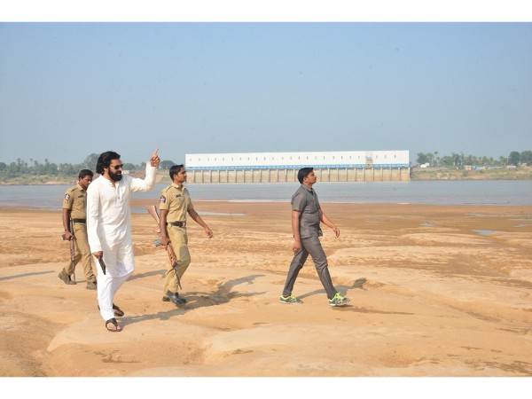 మాఫియా ఆగడాలను అడ్డుకోవాలి