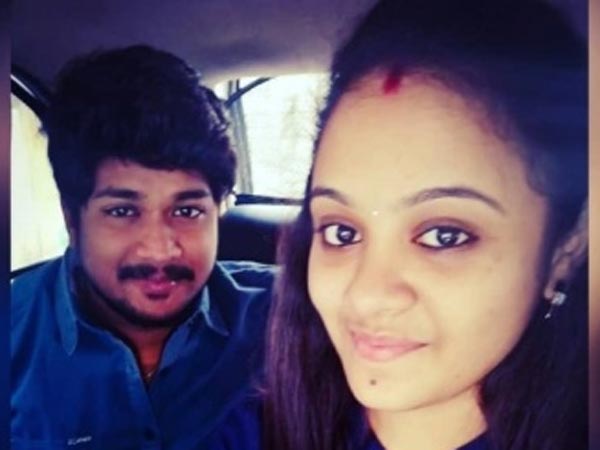 చట్టపరమైన చర్యలు తీసుకోండి