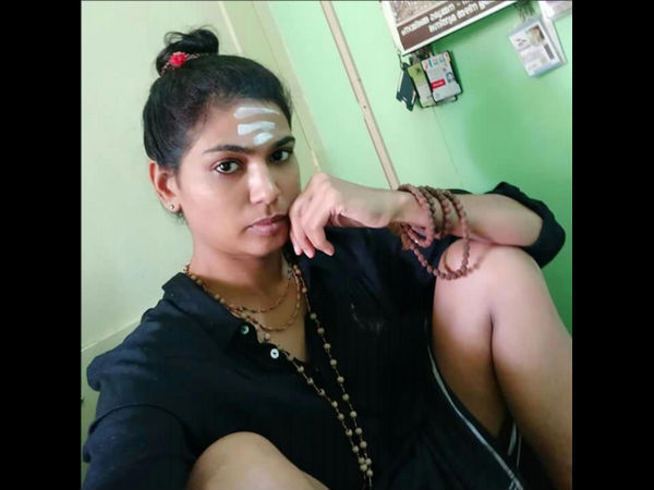 పలరివట్టం బీఎస్ఎన్ఎల్ కార్యాలయం వద్ద భక్తుల ఆందోళన
