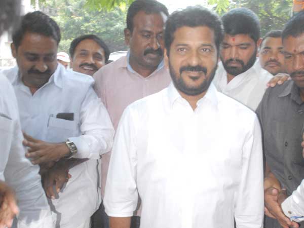 నా సమాధానాలతో సంతృప్తి చెందారు