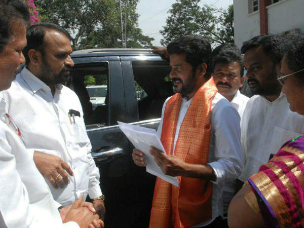 కొడంగల్లో రూ.100 కోట్లు