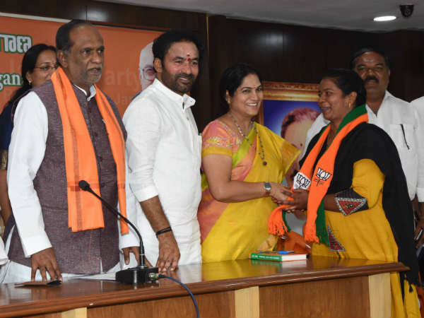 ఉస్మానియా విద్యార్థిని