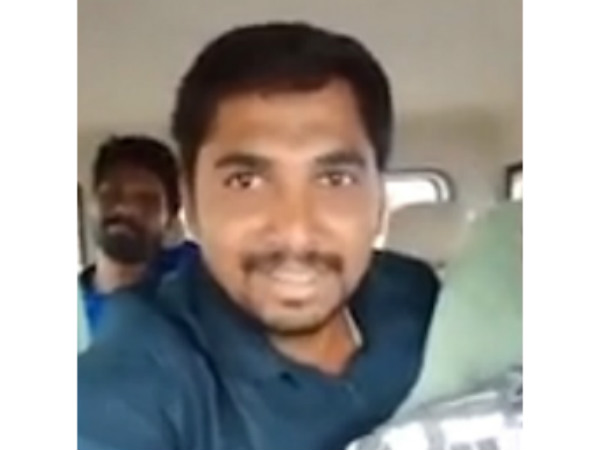 Selfie craze cause to the Rayalaseema youth vehicle accident Selfie craze cause to the Rayalaseema youth vehicle accident