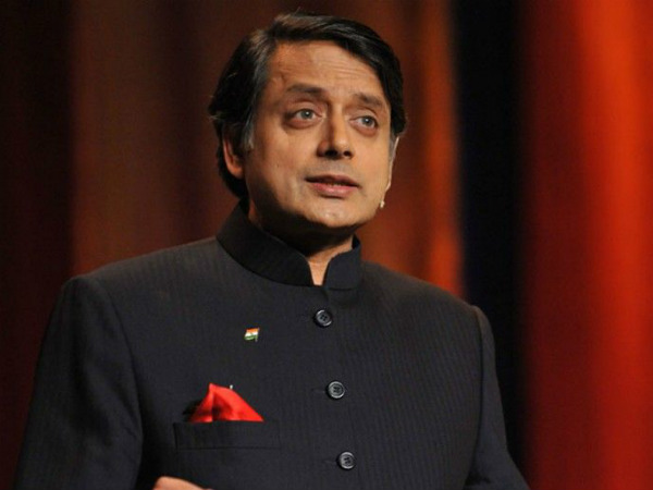 Shashi Tharoor strikes once again with his vocabulary,netizens go crazy Shashi Tharoor strikes once again with his vocabulary,netizens go crazy