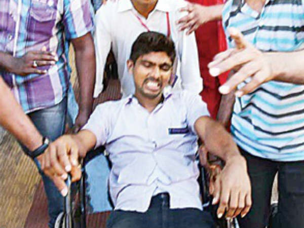 శ్రీనివాస్ అస్వస్థత...పెనుదుమారం