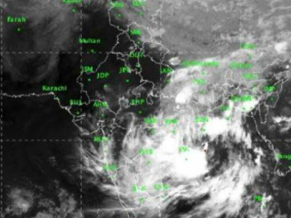బంగాళాఖాతం...తితలీ తుఫాన్