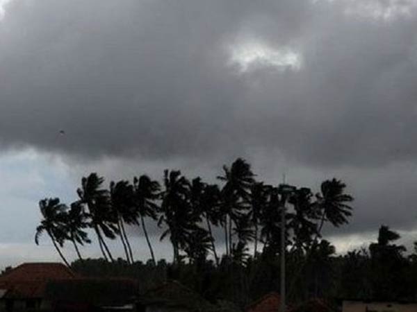 సురక్షిత ప్రాంతాలకు