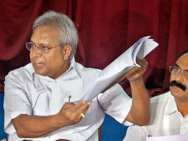 పోలవరంపై...వాళ్లే నవ్వుతున్నారు
