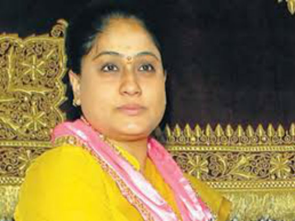 భయపడి పోటీ చేయడం లేదనడం సరికాదు