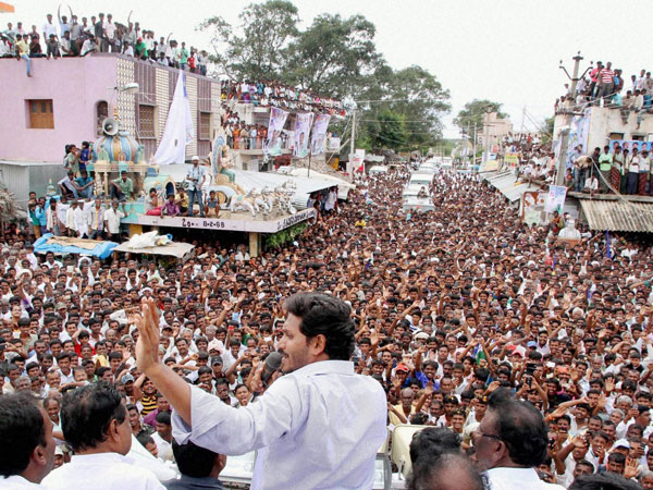 బీజేపీకి జై కొడితే బీజేపీకి, కాంగ్రెస్కు జై కొడితే కాంగ్రెస్కు