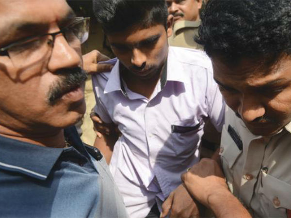 కుట్ర పూరితంగానేనా.?