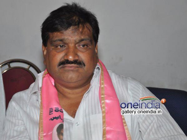 కేటీఆర్ అధిక ప్రాధాన్యం ఇస్తున్నారా?