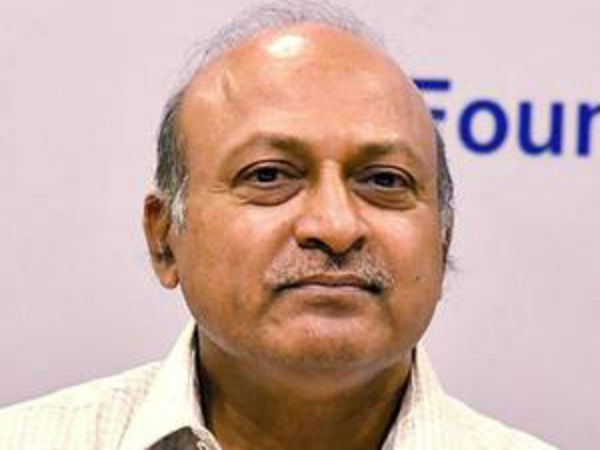 అందని నాడి..అజయ్ కల్లాం