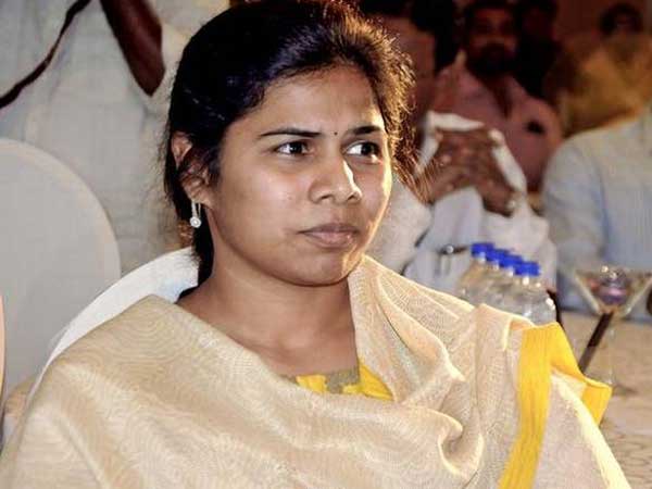 లెక్కలేశా...మాడులు పగలాలి