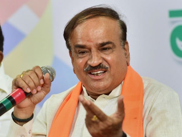 నాన్న రైల్వే కూలి