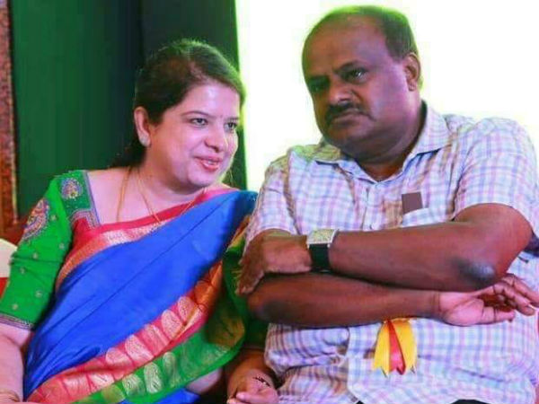 Karnataka chief minister H.D.Kumaraswamy and Anitha in relaxing mood at Orange county Karnataka chief minister H.D.Kumaraswamy and Anitha in relaxing mood at Orange county