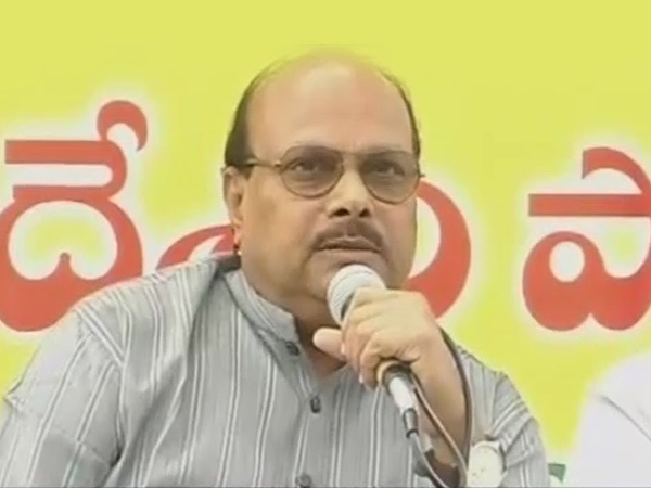 ఎవరితో ఎవరు కలుస్తున్నారన్నది ముఖ్యం కాదు..
