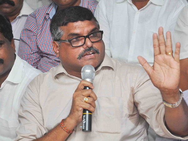 War of words between TDP,YCP Leaders War of words between TDP,YCP Leaders
