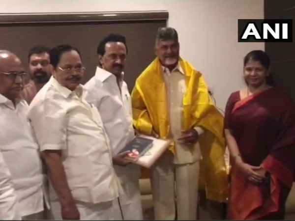Kanimozhi on Chandrababu Naidu and Stalin meeting Kanimozhi on Chandrababu Naidu and Stalin meeting