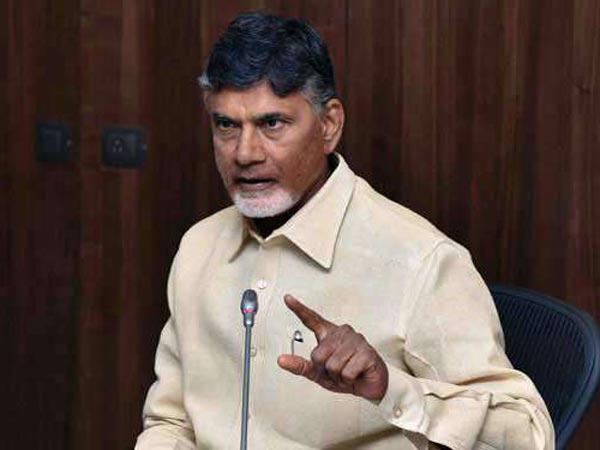 అభివృద్ధి పనులపై...సిఎం సమీక్ష