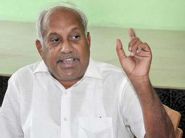 ఎన్టీఆర్ చివరిరోజుల్లో కాంగ్రెస్తో కలిసేందుకు సిద్ధమయ్యారు: చింతామోహన్