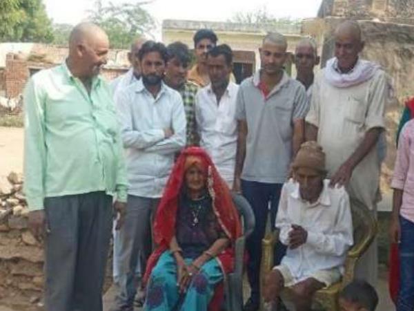 స్నానం చేయిస్తుండగా వణికిన బుద్ద రామ్