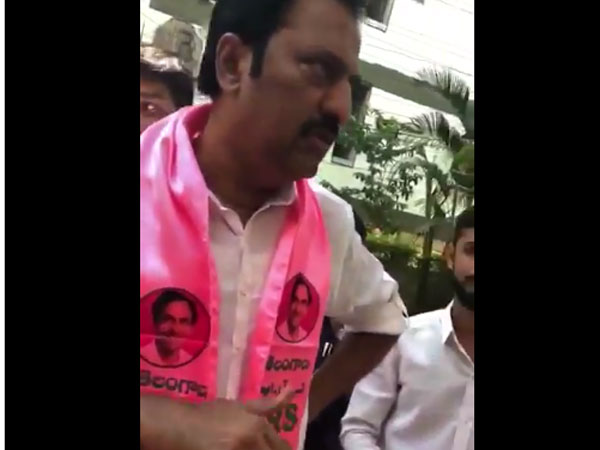 Woman voter questions TRS candidate Gopinath as why they should vote for him Woman voter questions TRS candidate Gopinath as why they should vote for him