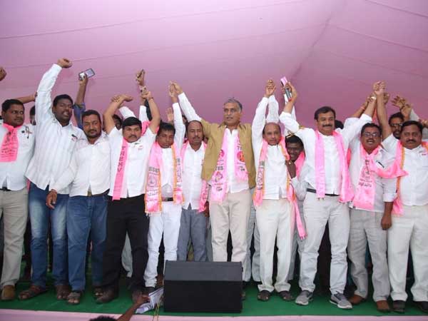 గజ్వెల్లో హరీష్ రావు