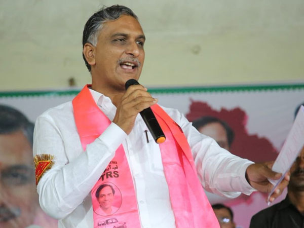 హరీష్ రావుకు సిగ్గు ఉండాలి