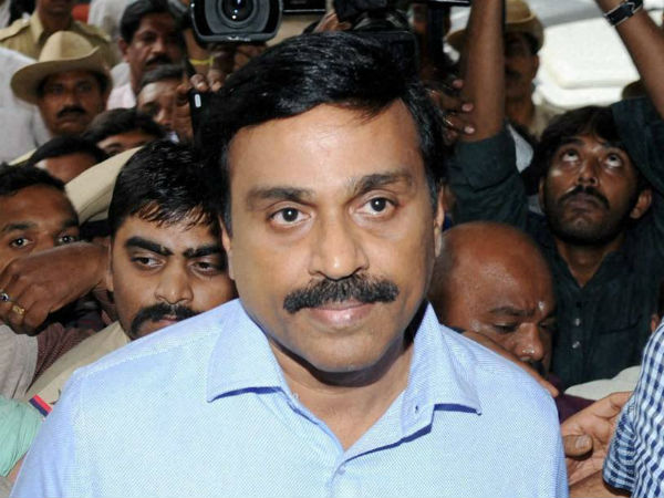 Gali Janardhan Reddys is in Parappana Agrahara jail in judicial custody. He is now prisoner no 10902. Gali Janardhan Reddys is in Parappana Agrahara jail in judicial custody. He is now prisoner no 10902.