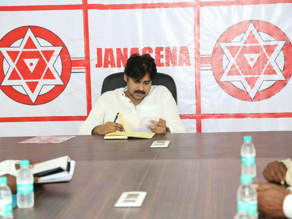 భాషా పరమైన ఆప్షన్ ఇవ్వడంతో చాలామంది షేర్చాట్