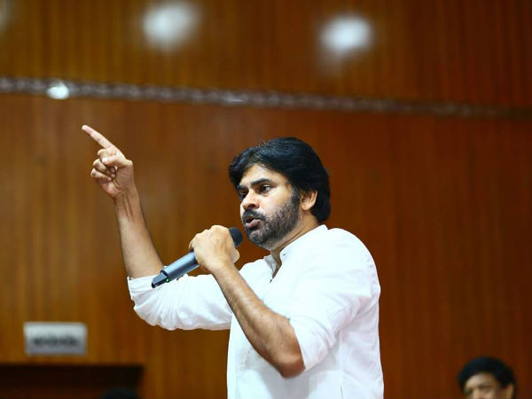 మేం పోటీ చేయకున్నా తెలంగాణకు వెళ్లి జనసేన పేరు పలవరిస్తున్నారు