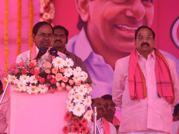 కులమతాలు తిండిపెట్టవు.. మహాకూటమిపై పరోక్ష దాడి