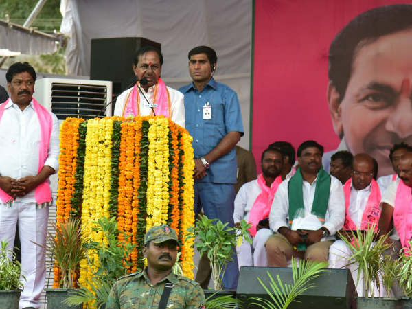 కేసీఆర్ను కొట్టడం చేతకాక చంద్రబాబును తెచ్చారు