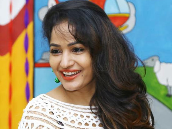 పాతచింతకాయ పచ్చడి తినడం నచ్చలేదు