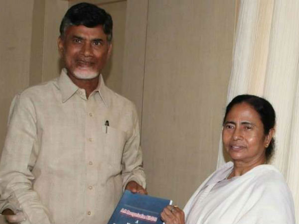 మమతా తో చంద్రబాబు భేటీ..! జాతీయ స్థాయిలో ప్రాధాన్యత..!!