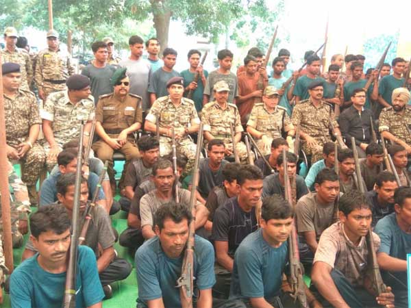 ఎన్నికలకు ముందు పెద్ద దెబ్బ