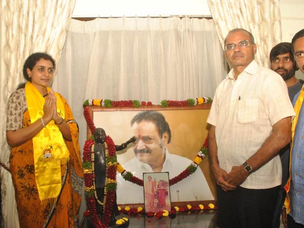 నందమూరి వారసురాలు హాట్ టాపిక్..! కూకట్ పల్లిలో సులువైన విజయం అంటున్న నేతలు..!