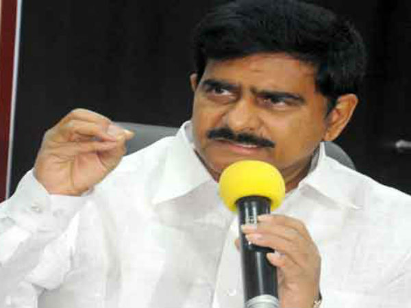 ప్రాజెక్టులు...నీటితో కళకళ