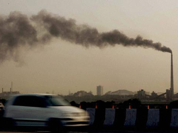 Air pollution in Delhi ringing danger bells ahead of Diwali Air pollution in Delhi ringing danger bells ahead of Diwali
