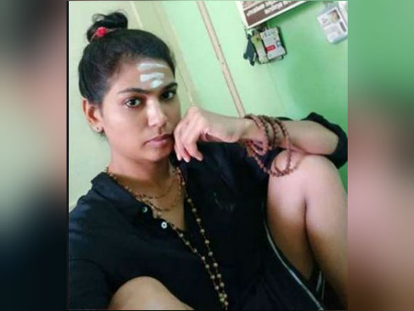 ఆఫీస్ లో అరెస్టు