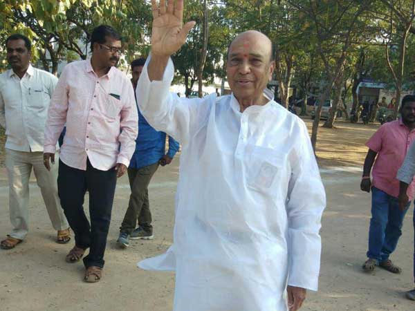 కాంగ్రెస్ పార్టీకి శంకర రావు గుడ్ బై