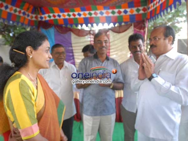 కూకట్పల్లిలో టీఆర్ఎస్ వర్సెస్ టీడీపీ