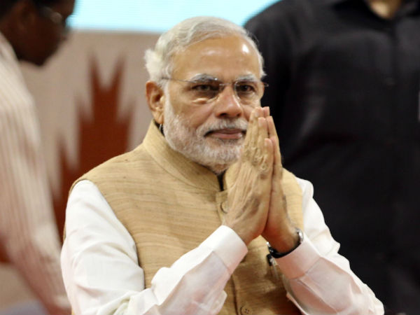 modi came to hyderabad to participate in bjp public meeting modi came to hyderabad to participate in bjp public meeting