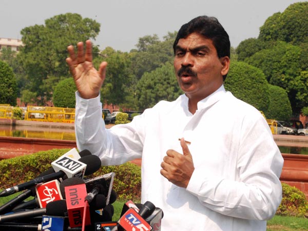 ఉమ్మడి వరంగల్ జిల్లాలో కాంగ్రెస్ హవా