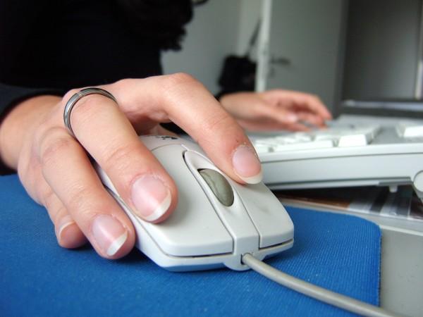 28 years young person made online cheating upto 20 crores 28 years young person made online cheating upto 20 crores