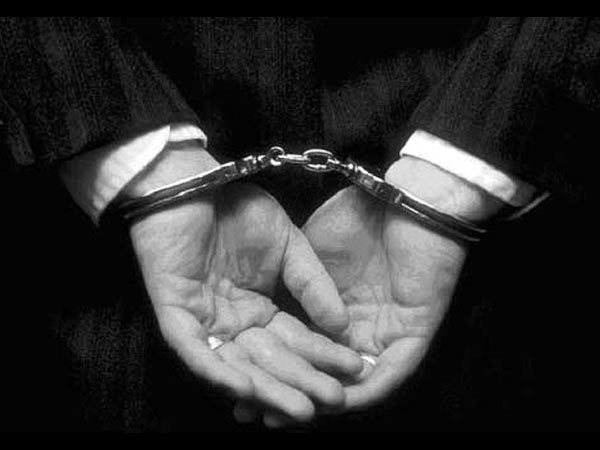 four persons arrested who made protest in hyderabad global hospital four persons arrested who made protest in hyderabad global hospital