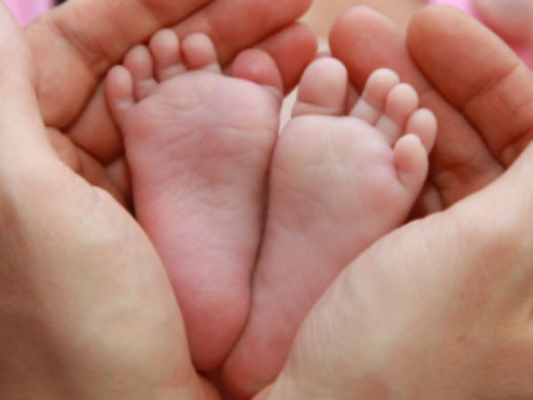 Gujarat baby girl gets enrolled for aadhaar,within 2 Hours of birth Gujarat baby girl gets enrolled for aadhaar,within 2 Hours of birth