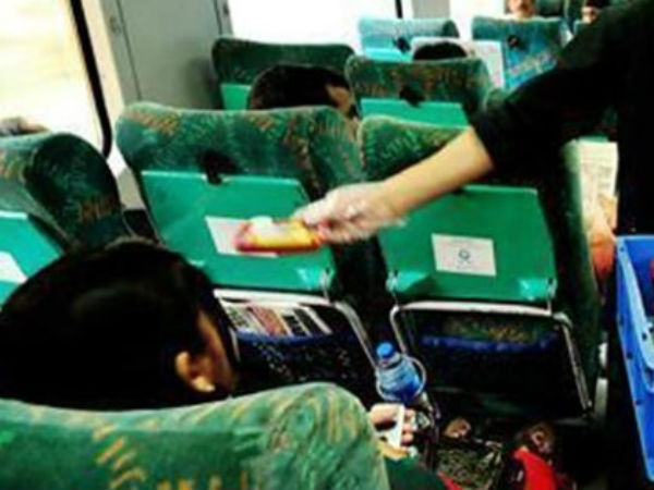 Food with bad smell served in Mumbai Hyderabad Duronto express Food with bad smell served in Mumbai Hyderabad Duronto express