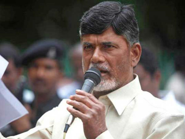 వైయస్ పేరు ప్రస్తావిస్తే ఏపీలో తనకు డ్యామేజీ తప్పదని ఊహించిన చంద్రబాబు..?